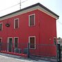 Karingo House