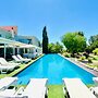 The Lake Villa Mountains & Sea view