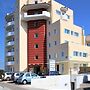 GK Airport Suites - Free Shuttle by GK Hospitality Group