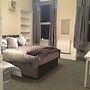 Paisley central luxury Rooms & Apartment