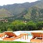 Parque Los Nogales Apart Hotel
