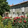 Les Noyers Aulnay