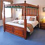 Saxonville Hotel