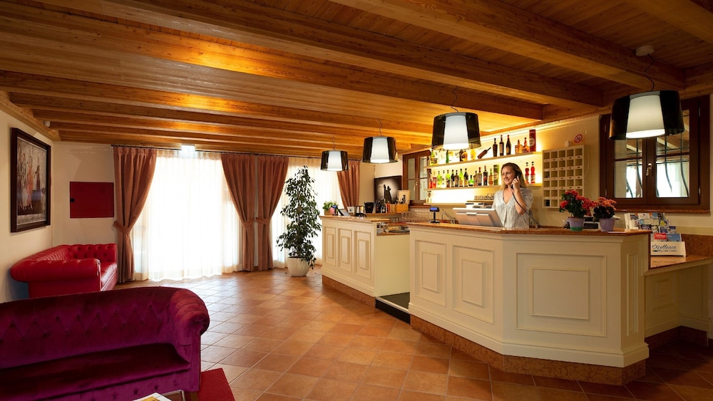 BORGO ROMANTICO GREEN RELAIS