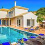 Villa Louloudia