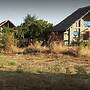 Ryllod Sunrise Lodge Meru