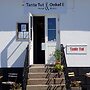 Tante Tut & Onkel E Hotel
