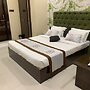 JK Rooms 126 Parashar Legacy - Station