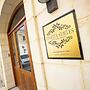 Pjazza Suites Boutique Hotel