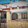Casa rural en Albóns a 8 min de la playa de la Escala