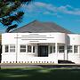 Deco Beach Luxury Apartments