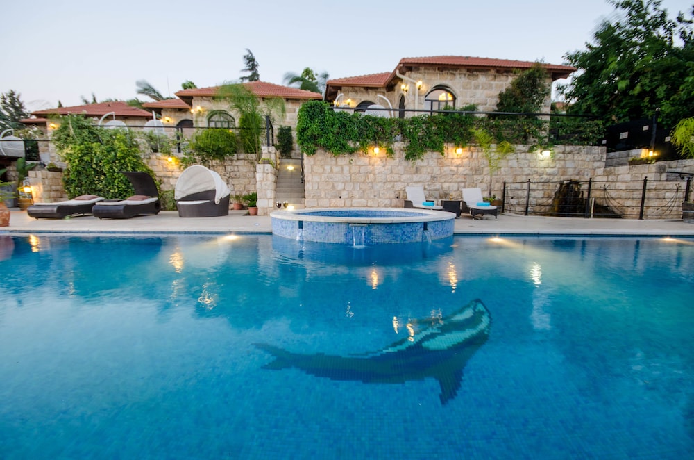 Renaissance Estate
