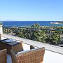 Top Floor With Stunning 360 View