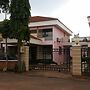 Lillian Towers Hotel