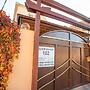 Guest House Apelsin