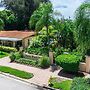 Tropical Villas of Venice Beach