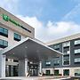 Holiday Inn Express & Suites Romeoville - Joliet North by IHG