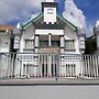 KM68 Castle Homestay