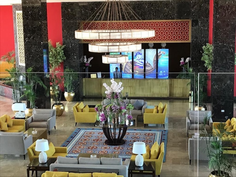 Porto Said Hotel & Spa