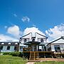 Guesthouse leaf