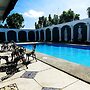 Kapis Mansions Hotel