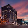 BLU-Tique, Akron, a Tribute Portfolio Hotel