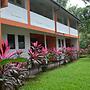 Wood Side Tour Inn