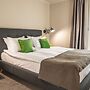 Reverence Hotel