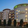 Viana Hotel and Spa, Trademark Collection by Wyndham
