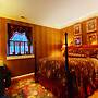 The Wayside Inn Bed & Breakfast