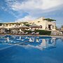 Finikas Hotel