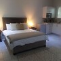 At Eezzze Riversway Self Catering