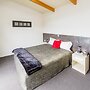 151 on London Motel