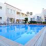 Maravel Star Art Hotel