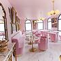 Garrison Inn Boutique Hotel