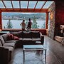 Peninsula Petit Hotel