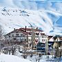 Le Cedrus Hotel