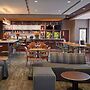 Courtyard by Marriott Kingston Highway 401/Division Street