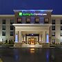 Holiday Inn Express Hotel & Suites Malone by IHG