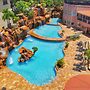 Clarion Suites Roatan at Pineapple Villas