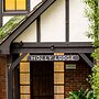 Holly Lodge
