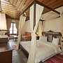 Atrapos Hotel