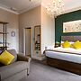 Kew Gardens Hotel