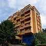 Savoy Inn