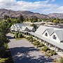 Colonial Manor Motel
