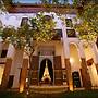 Riad Laaroussa