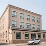 Woodstock Inn and Suites