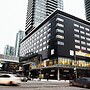 Le Germain Hotel Maple Leaf Square