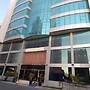 Ista Suites Seef