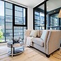 Stunning Bright Apartment At Hawthron/Glenferrie Station